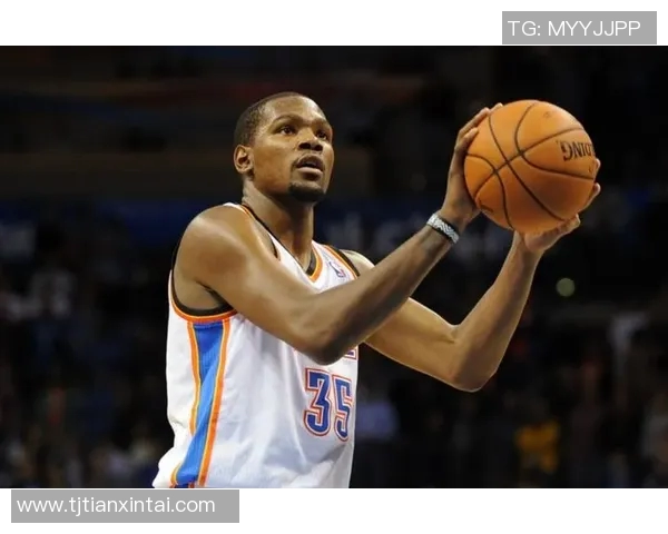 雷霆队主场告负,战绩蒙上阴影 雷霆队主场告负,战绩蒙上阴影