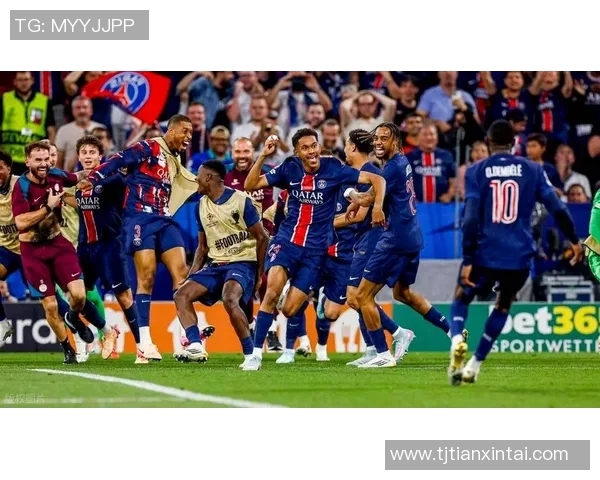 尼马首秀巴黎圣日耳曼完胜,法甲第一轮赛事收官闭幕 尼马首秀巴黎圣日耳曼完胜,法甲第一轮赛事收官闭幕