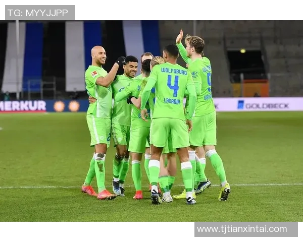 沃尔夫斯堡主帅下课:成绩低迷,球迷失望 沃尔夫斯堡主帅下课:成绩低迷,球迷失望