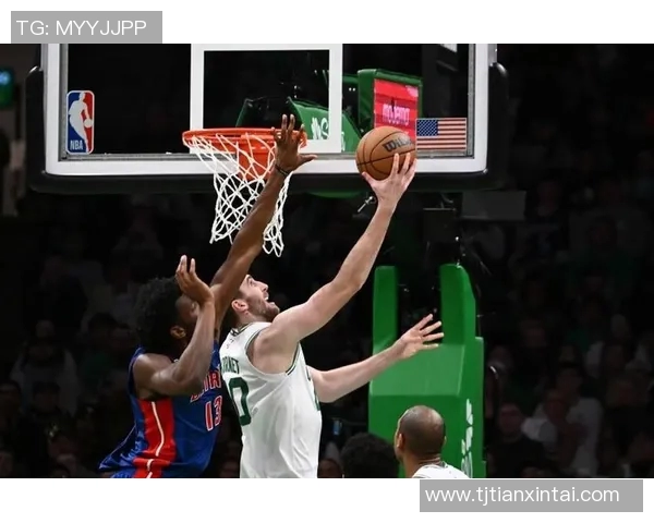 活塞主帅凯西抨击球队防守表现，呼吁全队反思