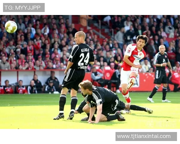 因世界杯延期德甲赛程或调整：足球迷的期待与挑战