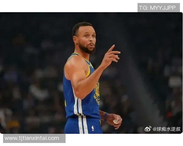 库里再度入选NBA全明星首发,状态回勇 库里再度入选NBA全明星首发,状态回勇